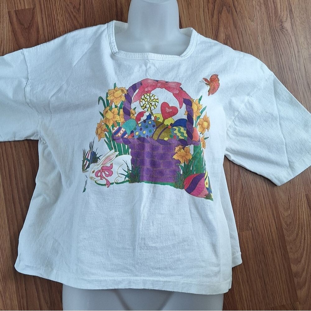 Vintage Easter Tee Shirt Womens Box Short Sleeve Cherokee Beach Clothiers Large